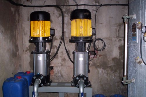 Grupo de presi�n bombas ESP